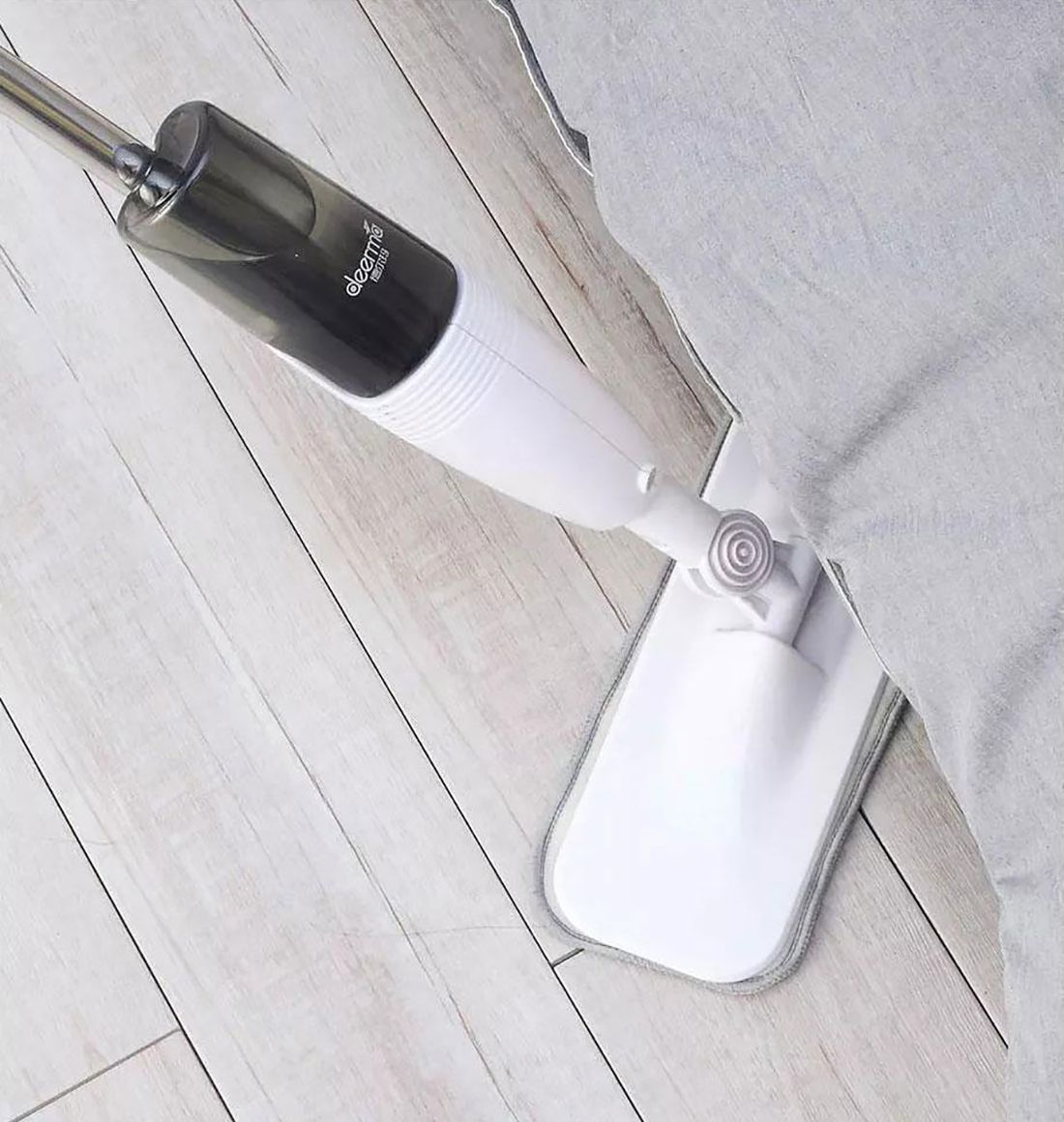 Mop that can turn 360°