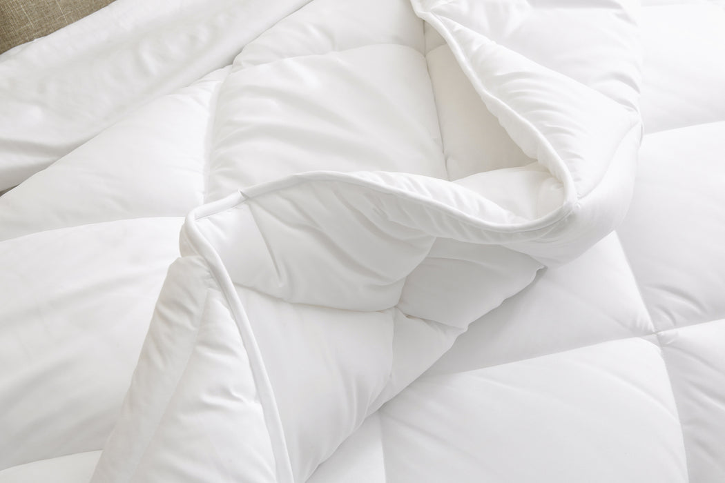 Dafinner Couette Couette CK047