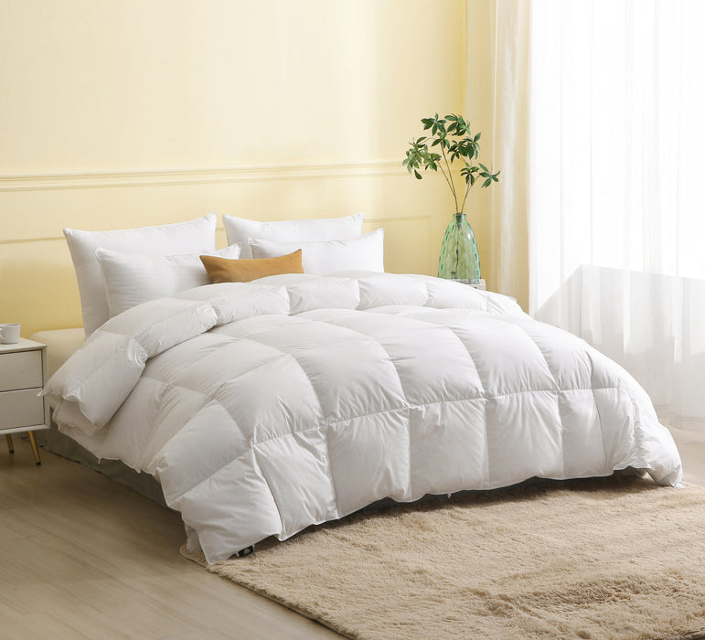 Dafinner Luxury Feathers Down Comforter ME060