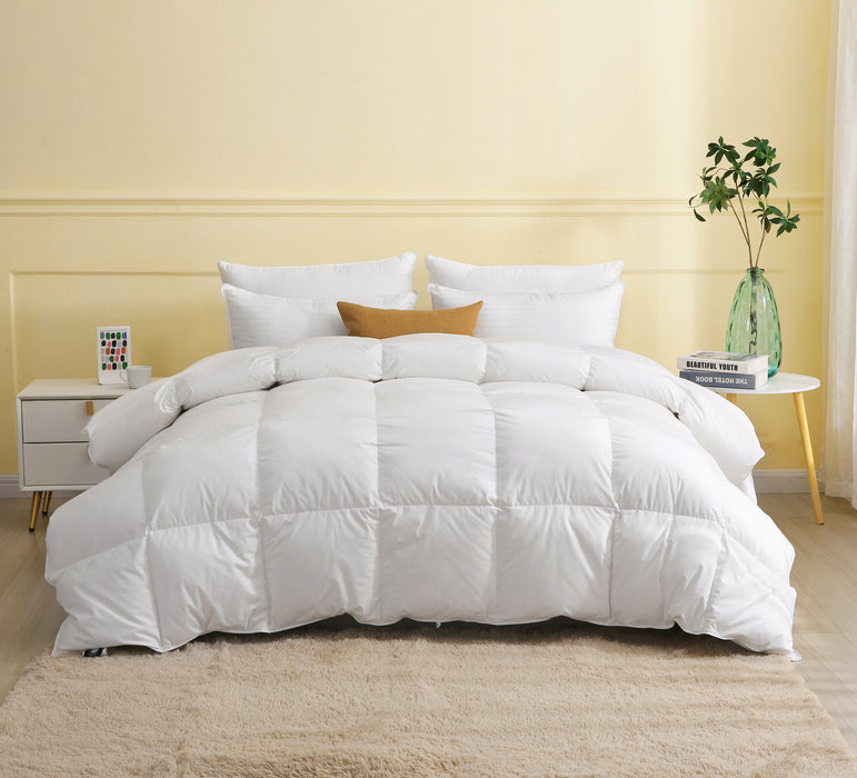 Dafinner Luxury Feathers Down Comforter ME060